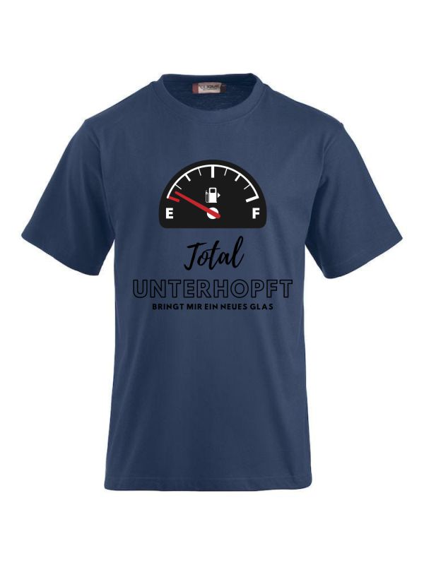 T-Shirts bedrucken mit Spruch - Total unterhopft bringt mir ein neues Glas CLIQUE CLASSIC-T-Shirt für Damen und Herren
