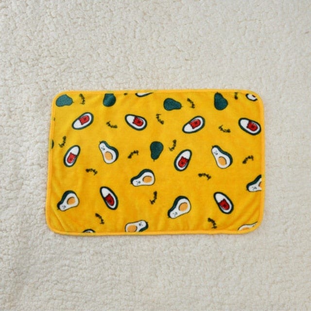 Soft flannel pet dog blanket cartoon print cat and dog bed sheet warm and comfortable pet blanket universal warm pet supplies - wirbe-welt.shop