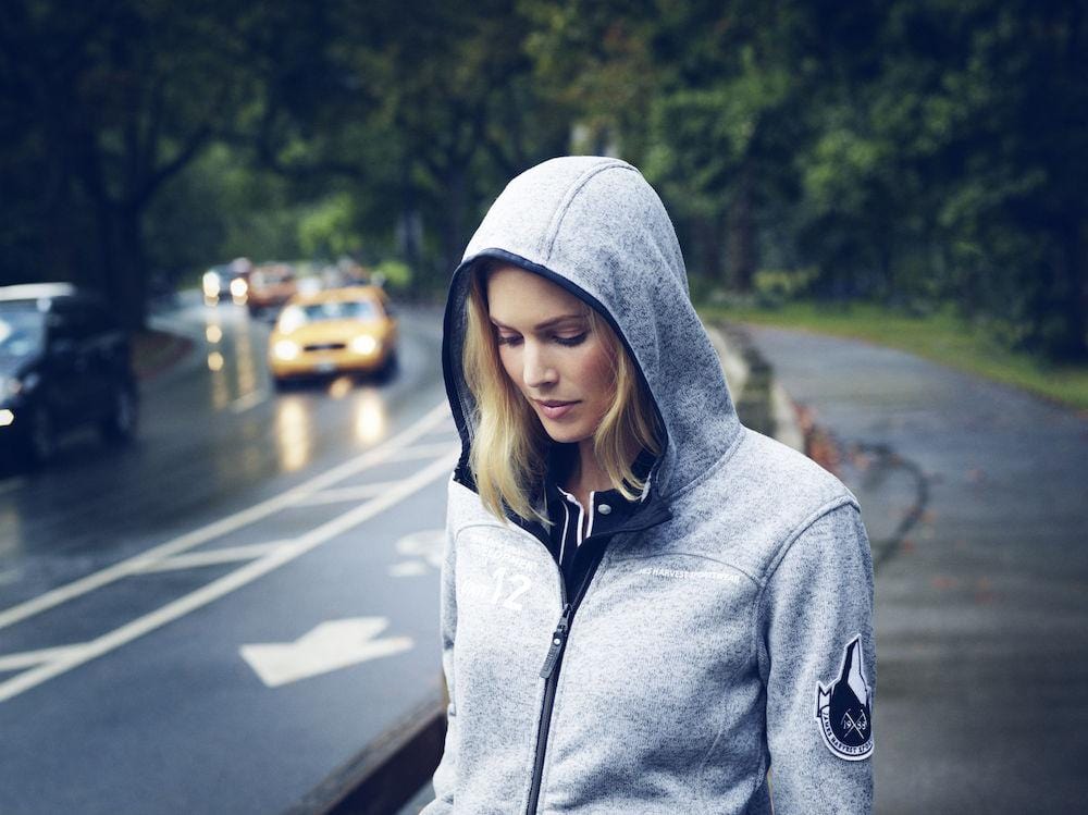 SANTA ANA Schwere Fleecejacke mit dekorativen Ziernähten und elastischer Paspelierung. - wirbe-welt.shop