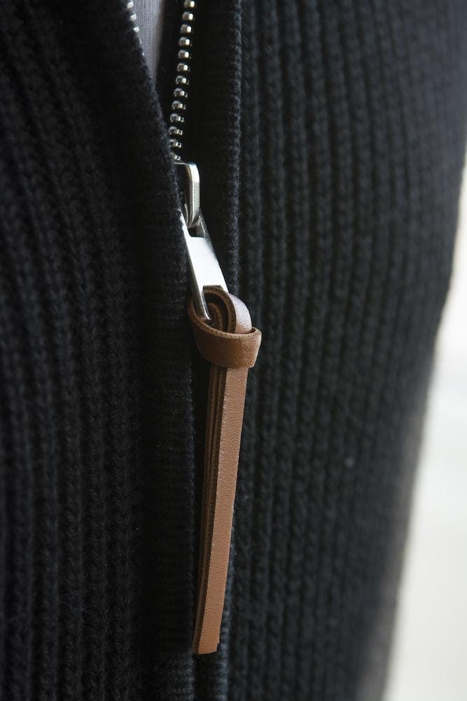 Strickjacke mit durchgehendem Metallreissverschluss - wirbe-welt.shop
