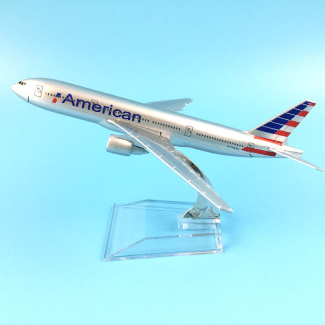 Traum für alle Flugzeug Fans - Originalgetreue Flugzeug Modelle
