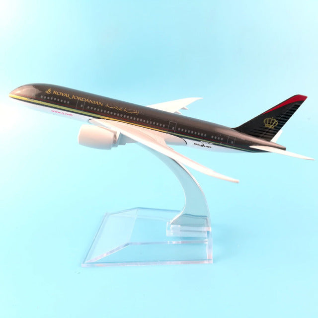 Traum für alle Flugzeug Fans - Originalgetreue Flugzeug Modelle