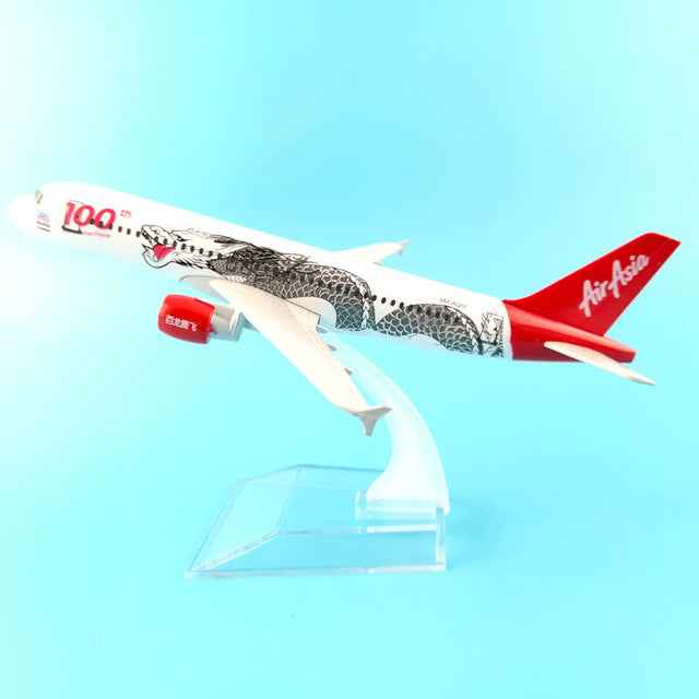 Traum für alle Flugzeug Fans - Originalgetreue Flugzeug Modelle