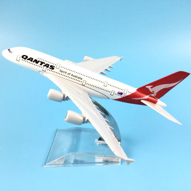 Traum für alle Flugzeug Fans - Originalgetreue Flugzeug Modelle