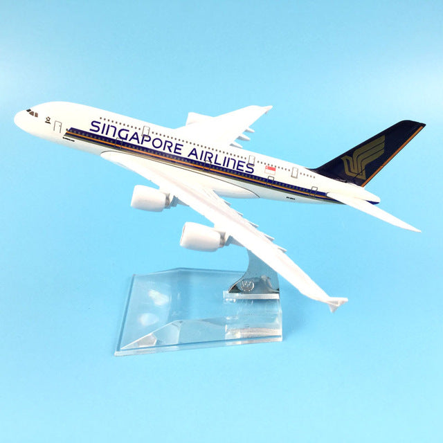 Traum für alle Flugzeug Fans - Originalgetreue Flugzeug Modelle