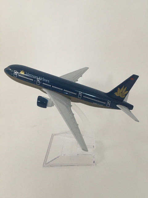Traum für alle Flugzeug Fans - Originalgetreue Flugzeug Modelle