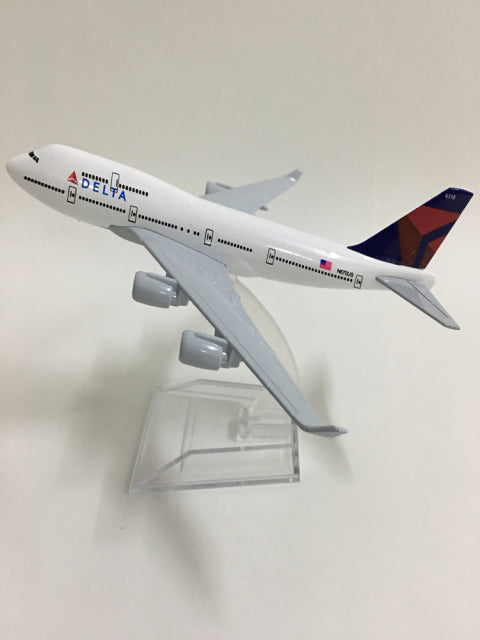 Traum für alle Flugzeug Fans - Originalgetreue Flugzeug Modelle