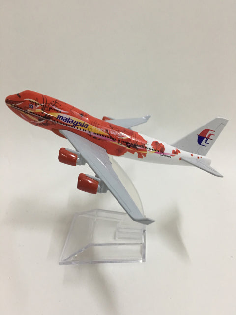 Traum für alle Flugzeug Fans - Originalgetreue Flugzeug Modelle
