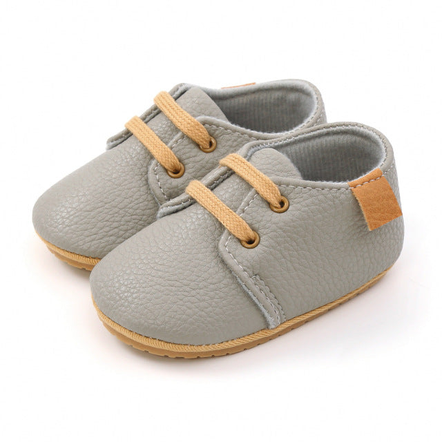 Retro Baby Schuhe aus Leder - stylische Leder Moccasins für Kinder