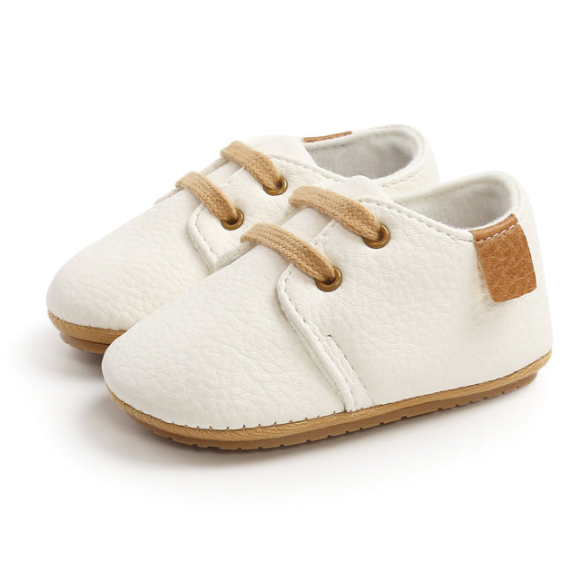 Retro Baby Schuhe aus Leder - stylische Leder Moccasins für Kinder