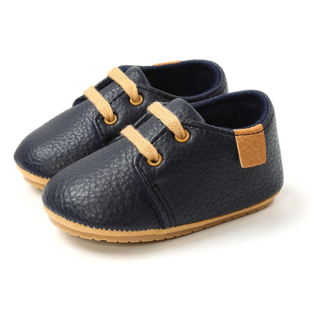 Retro Baby Schuhe aus Leder - stylische Leder Moccasins für Kinder