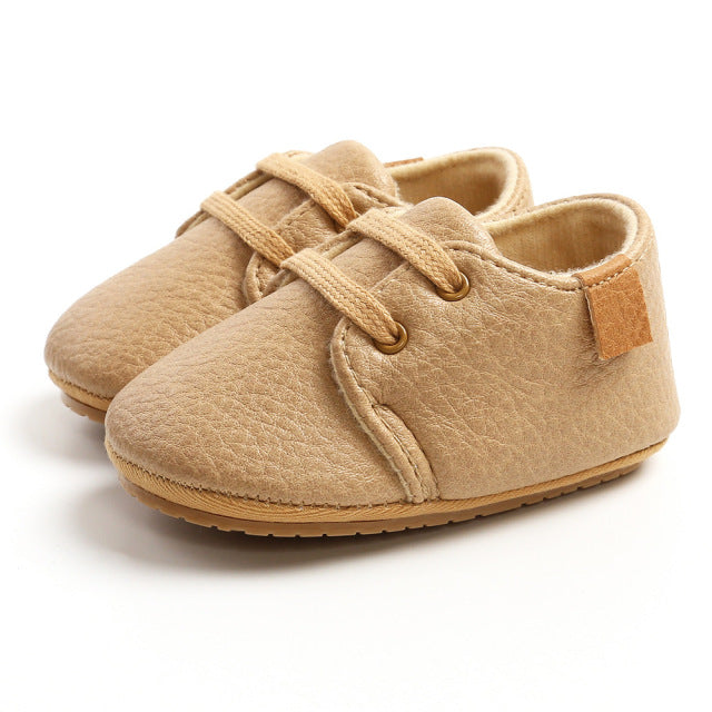 Retro Baby Schuhe aus Leder - stylische Leder Moccasins für Kinder