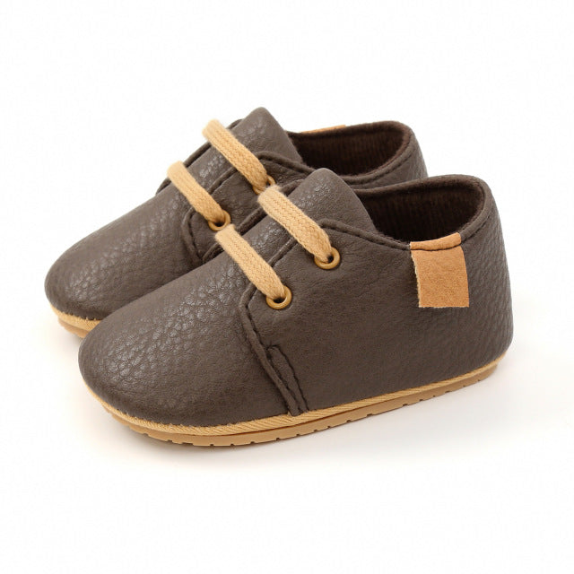 Retro Baby Schuhe aus Leder - stylische Leder Moccasins für Kinder