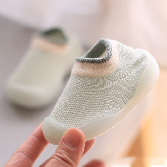 Babysocken mit Gummisohle - Socken für Kleinkinder